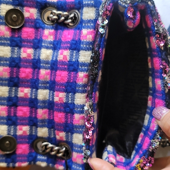 Sequined Mini Kensington Crossbody Bag  KURT GEIGER LONDON - Picture 6 of 14